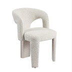 Liana – Fauteuil design rembourré aux motifs léopard et aux formes sculpturales