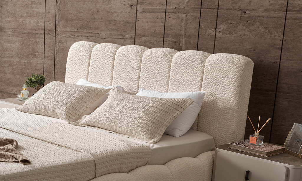 Aura Soft Bed – Ultimate Comfort in Soft Luxury